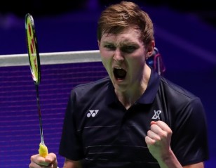 Axelsen Storms into Final – All England: Day 4
